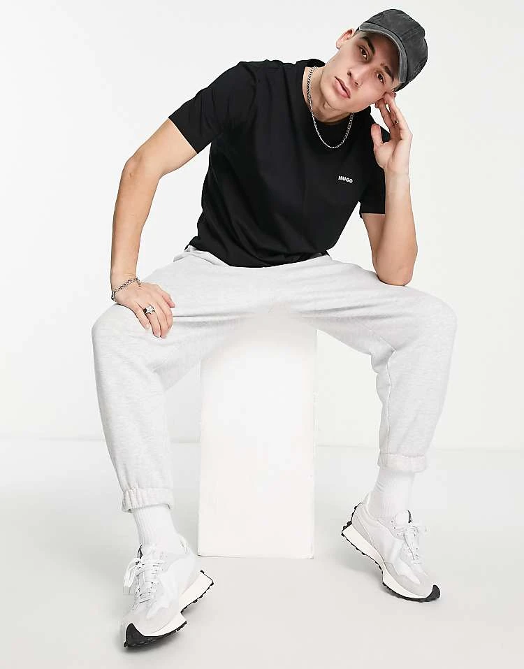 Hugo Red Hugo Dero Small Logo T-shirt In Black For Men 4 Hugo Red Hugo Dero Small Logo T-shirt In Black For Men - Image 4