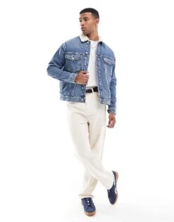 HUGO Blue Dex Denim Trucker Jacket In Midwash Blue With Sherpa Collar For Men 8 HUGO Blue Dex Denim Trucker Jacket In Midwash Blue With Sherpa Collar For Men -Hugoro Store 206890981 4