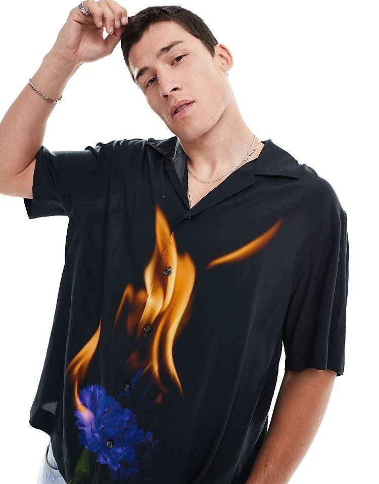 HUGO Red Espino Short Sleeve Revere Collared Shirt In Black With Flower Print For Men 1 HUGO Red Espino Short Sleeve Revere Collared Shirt In Black With Flower Print For Men