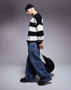 HUGO BLUE Somi Oversized Knitted Striped Jumper In Black And White For Men -Hugoro Store 207342896 2