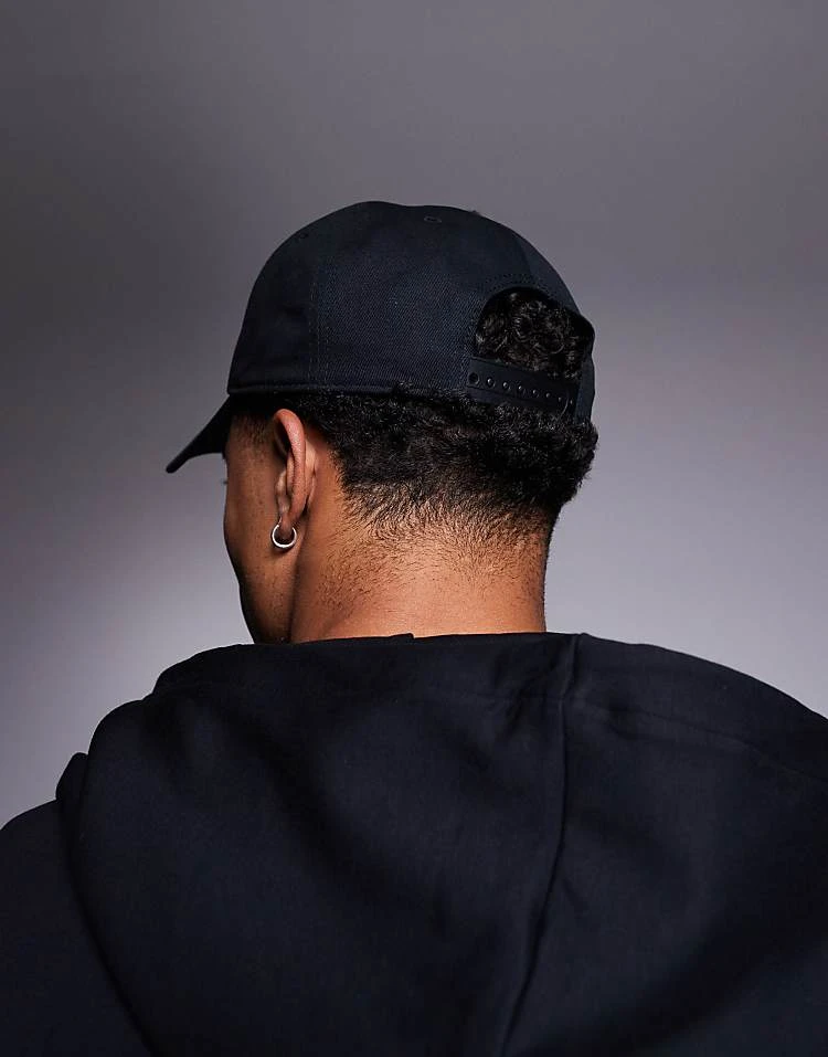 HUGO Red Jude Logo Baseball Cap In Black For Men 3 HUGO Red Jude Logo Baseball Cap In Black For Men - Image 3