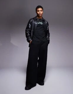 HUGO Red Dulivio Contrast Chest Logo T-shirt In Black For Men 7 HUGO Red Dulivio Contrast Chest Logo T-shirt In Black For Men -Hugoro Store 207343563 3