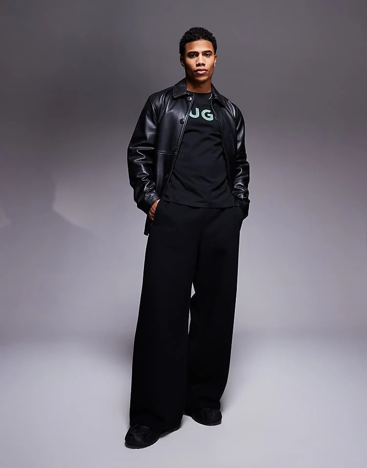 HUGO Red Dulivio Contrast Chest Logo T-shirt In Black For Men 3 HUGO Red Dulivio Contrast Chest Logo T-shirt In Black For Men - Image 3